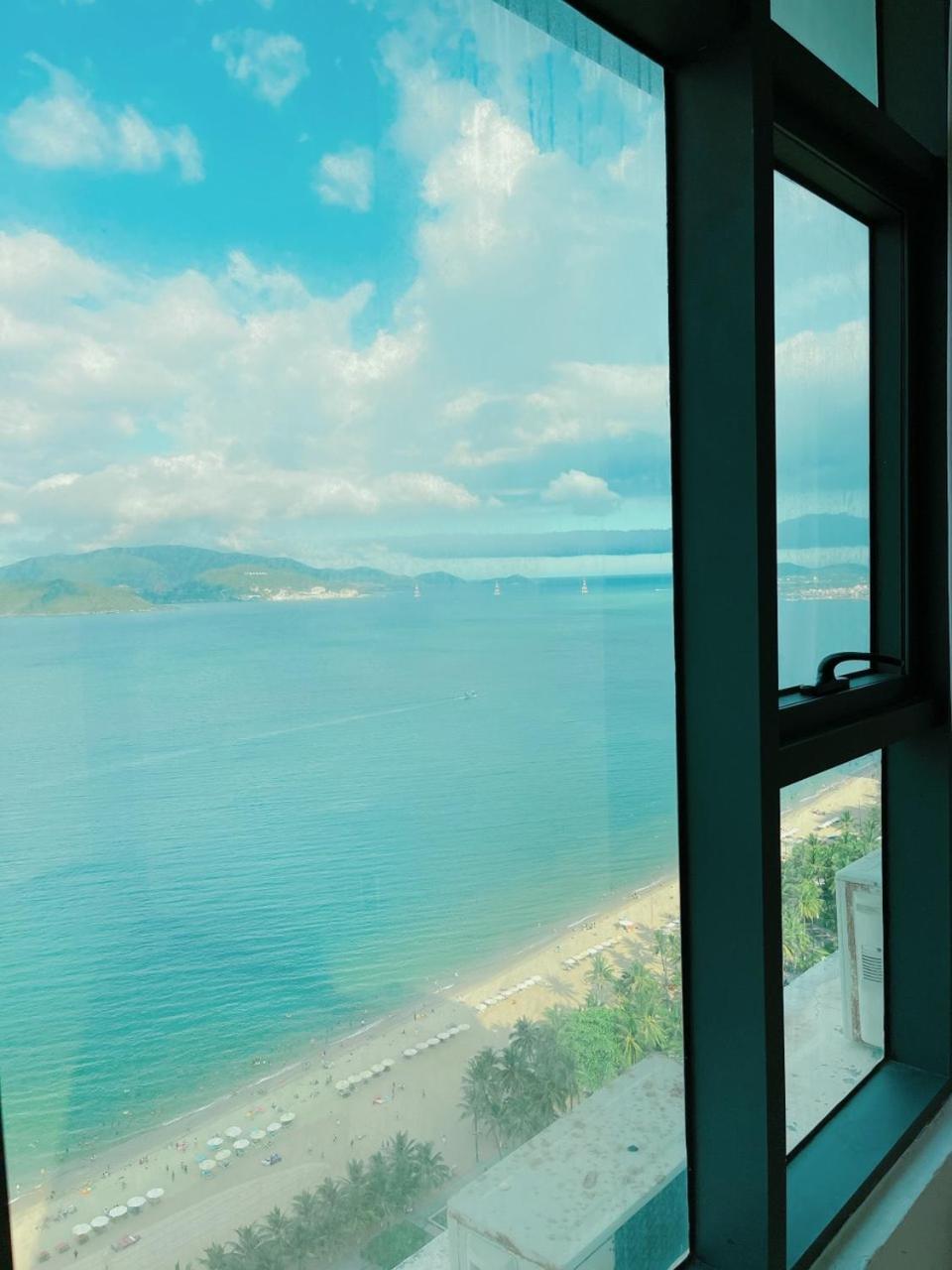 Gold Beach Nha Trang Apartment Bagian luar foto