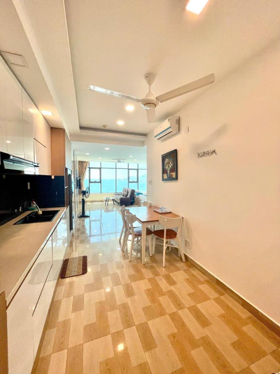 Gold Beach Nha Trang Apartment Bagian luar foto
